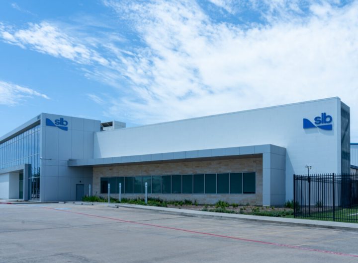 Offshore Surge Drives SLB's International Growth Amid Middle East Disruptions