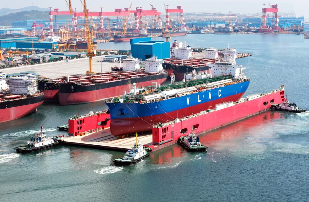 ADNOC L&S Expands Fleet with $1.3 Billion Acquisition of 11 Tankers
