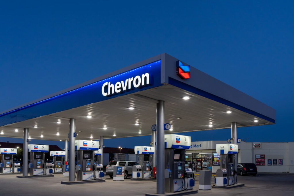 Chevron Discovers Oil and Gas in Angola's Block 0, Plans Tieback Development