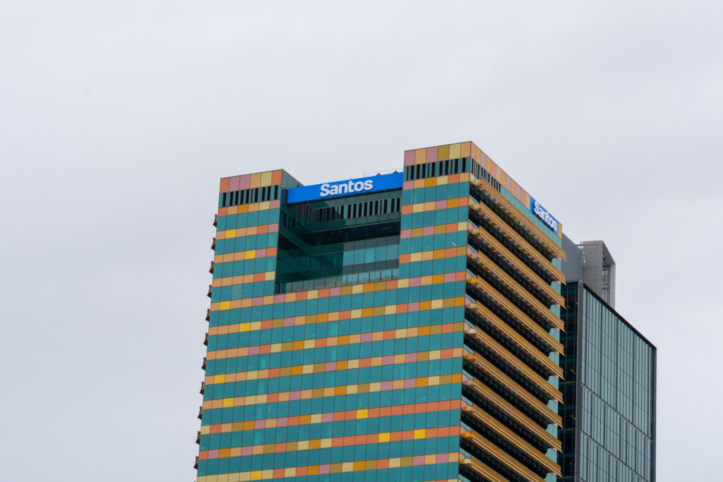 Comet Ridge Takes Full Control of Mahalo Gas Hub in Santos Buyout