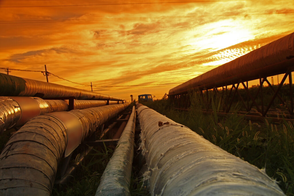 Shell and Phillips 66 Consider Selling Stakes in $3.5B Explorer Pipeline