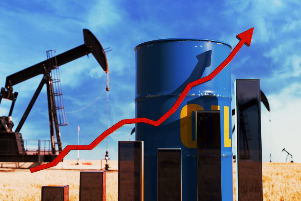 Saudi Refinery Threat Pushes Oil Back Over $115 Amid Supply Worries